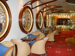 Explorer of the Seas Schooner Bar picture