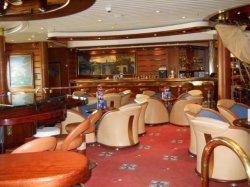 Explorer of the Seas Schooner Bar picture