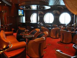 Explorer of the Seas Schooner Bar picture