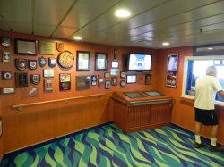 Norwegian Jade Bridge Viewing Room picture