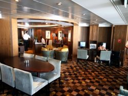 Allure of the Seas Concierge Club picture