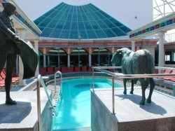 Explorer of the Seas Solarium picture