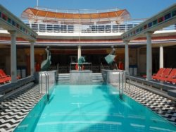 Explorer of the Seas Solarium picture