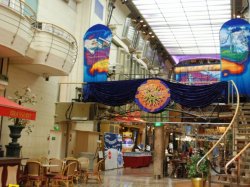 Explorer of the Seas Royal Promenade picture