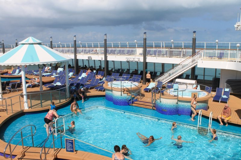 Norwegian Pearl Tahitian Pool Pictures