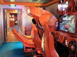 Norwegian Pearl Video Arcade picture