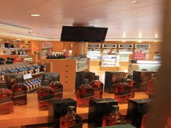 Norwegian Pearl Trade Winds Boutiques picture