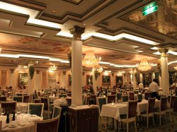 Norwegian Pearl Summer Palace Main Dining Room picture