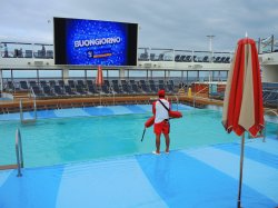 Ovation of the Seas Outdoor Pool picture