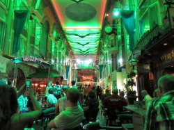 Independence of the Seas Royal Promenade picture