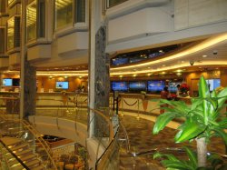 Independence of the Seas Royal Promenade picture