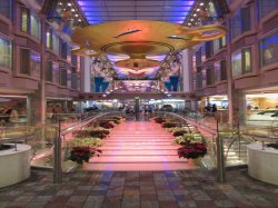 Independence of the Seas Royal Promenade picture