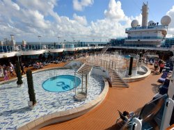 Royal Princess III Main Pool picture