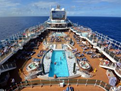 Royal Princess III Main Pool picture