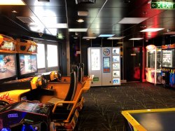 Serenade of the Seas Video Arcade picture