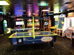 Serenade of the Seas Video Arcade picture