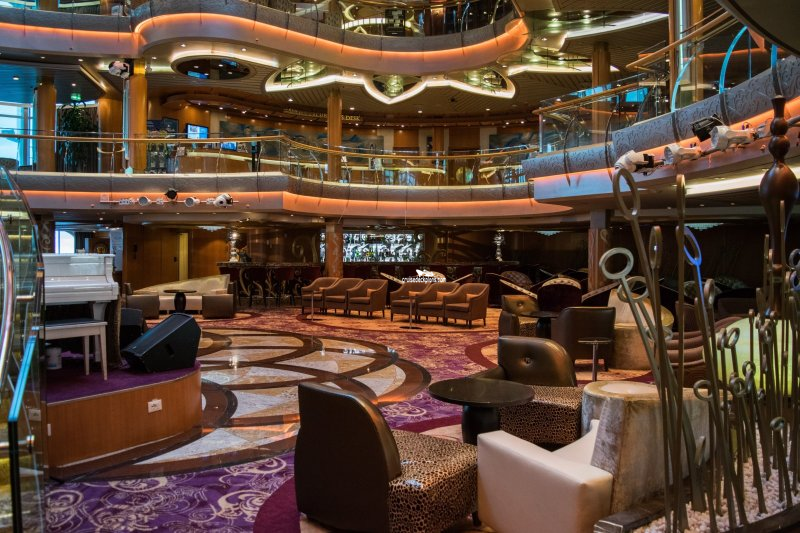 Rhapsody of the Seas Centrum Pictures