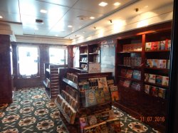 Queen Mary QM2 Bookshop picture