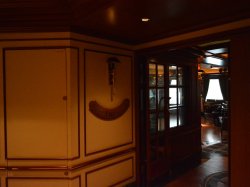 Diamond Princess Wheelhouse Bar picture