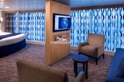Liberty of the Seas Panoramic-Suite Layout